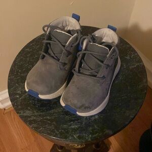 UGG boots- gray, lightly worn. Toddler size 7